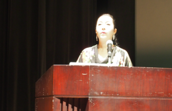 西沢桂子：早期治療と再建手術の実情を放ってはおけない。手術はしない乳房再建